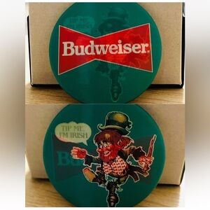 Budweiser Vintage ‘Tip Me I’m Irish’ St. Patrick’s Lenticular Flicker Button Pin